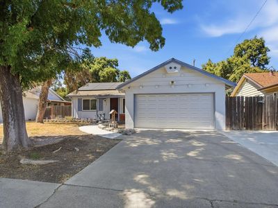 311 W Norwich Dr