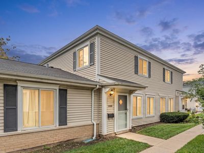 1353 Cove Dr #207B