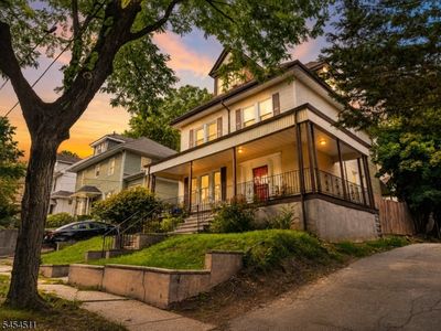 11 Stengel Ave