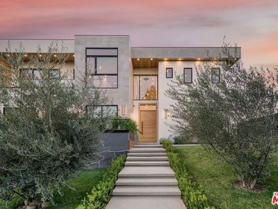 3951 Royal Oak Pl