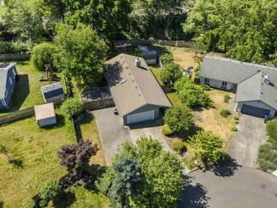 9115 NE Meadowbrook Cir