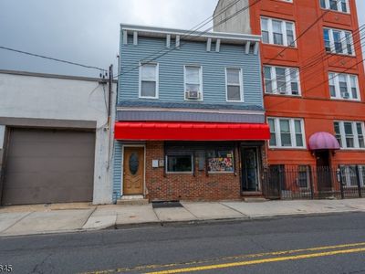 305 Summit Ave