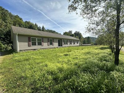 238 Country Ln