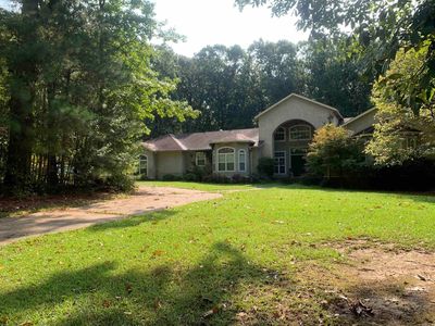 345 Crestwood Dr