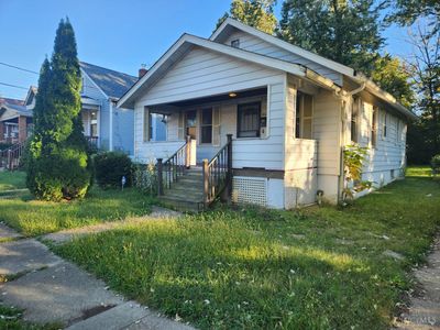 1833 Emerson Ave