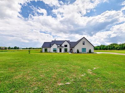397911 W 2400th Rd