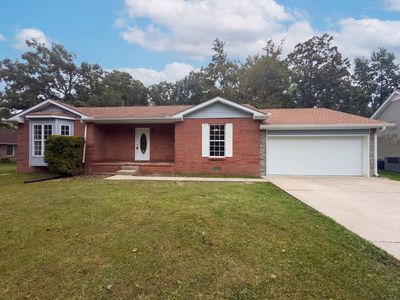 1035 Sassafras Ln