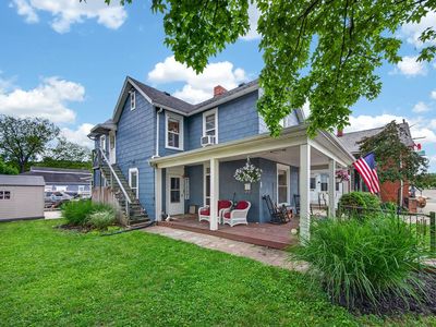 376 Arch St