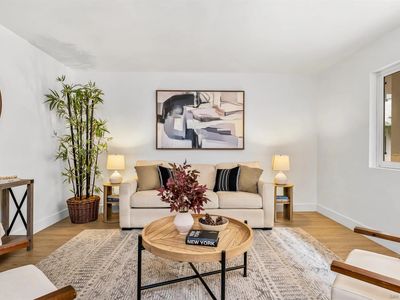 1030 Robinson Ave Unit 315