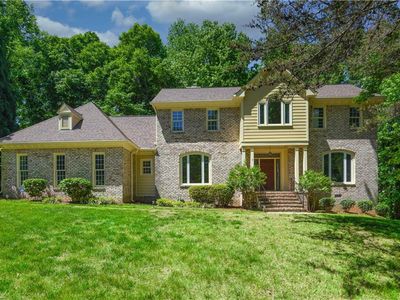 3 Charlottesville Ct
