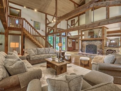 312 Old Farm Rd