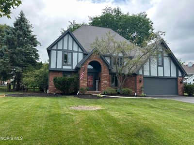 Property at 426 Rutledge Ct, Perrysburg, OH