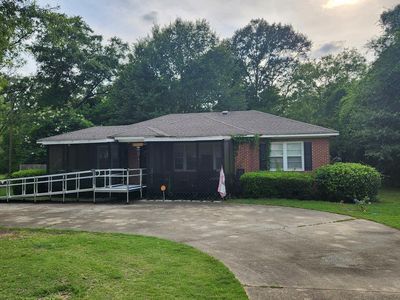 1435 Alta Vista Dr