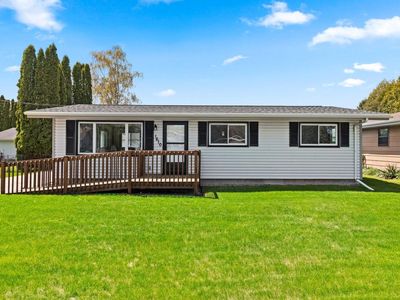 1610 Holly DRIVE
