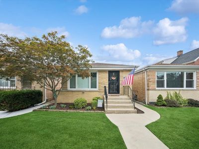 7331 W Clarence Ave