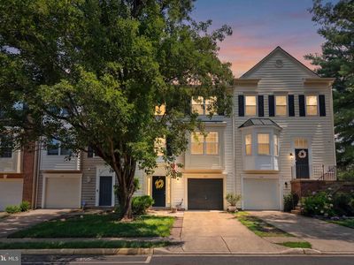 202 Park Brook Ct