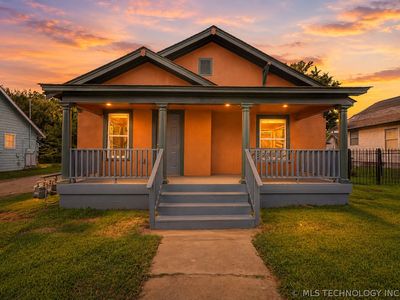 2015 E 2nd St
