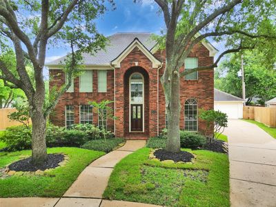 2814 Sanctuary Cv