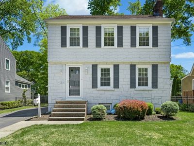 110 Oak Ln