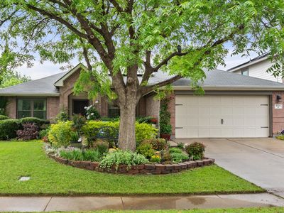 904 Lindstrom Dr