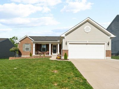 8029 Valley Crossing Dr