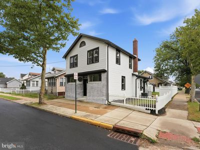 110 W Washington St