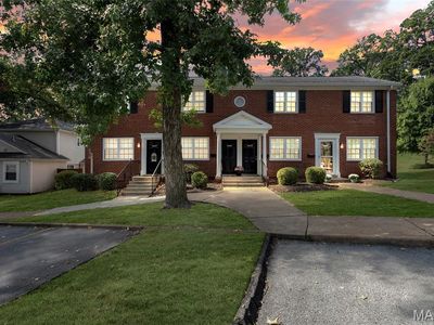 1545 Swallow Dr