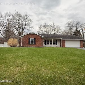 3825 Heatherbrook Dr