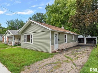 209 W Yates Ave