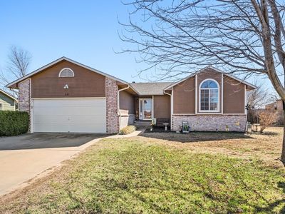 Property at 631 N Rolling Hills Dr, Clearwater, KS