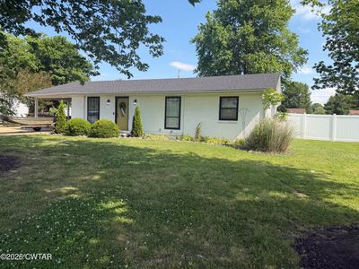 1304 E Highway 22