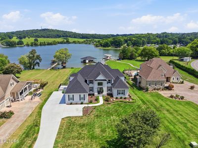 3706 Riverbrook Dr