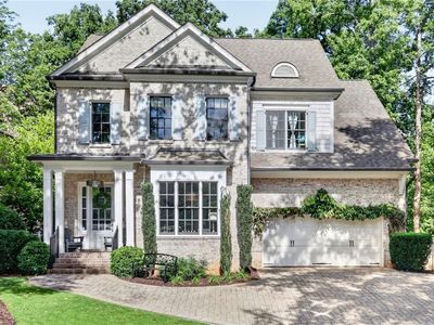 3256 Mathieson Dr NE