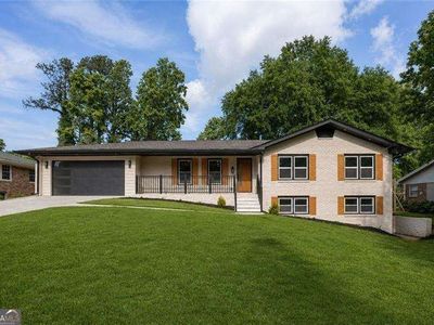 3767 Plumcrest Rd SE