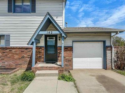 Property at 142 E Wood Ave, Clearwater, KS