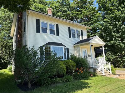 82 Hartwell St