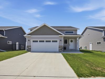 Property at 1204 Marlys Dr W, West Fargo, ND