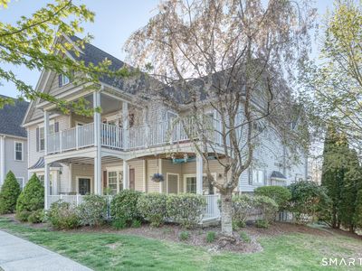 95 South Ridge Lane #E201