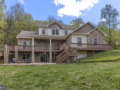 586 Blue Mountain Pkwy