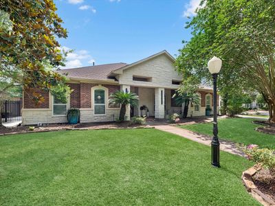 11 Marys Creek Ln