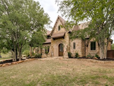 1985 Woodland Dr