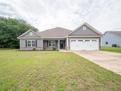 16 Maxwell Dr