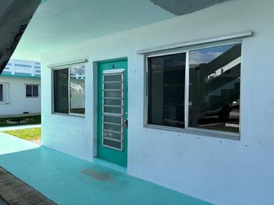 2304 Lake Osborne Drive UNIT 6