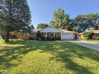 937 Lyn Rd