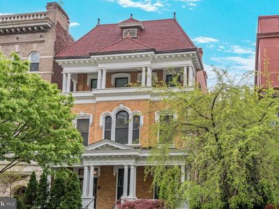 2009 Columbia Rd NW #3