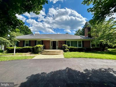 805 Orchard Way