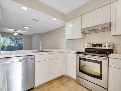6207 Riverwalk Lane #5
