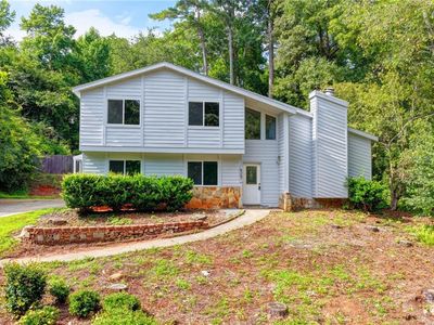 6567 Oakwood Dr