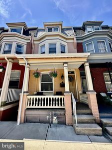 106 S 6th Ave