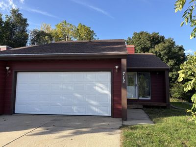 712 Neville Ct SE